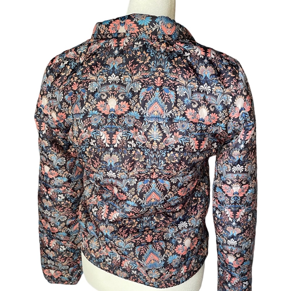 Stradavirus Jacket - Picture 3 of 6